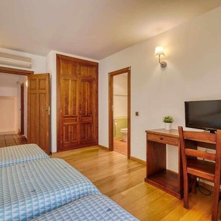 Cuesta Del Reloj Guest House Piedralaves Luaran gambar