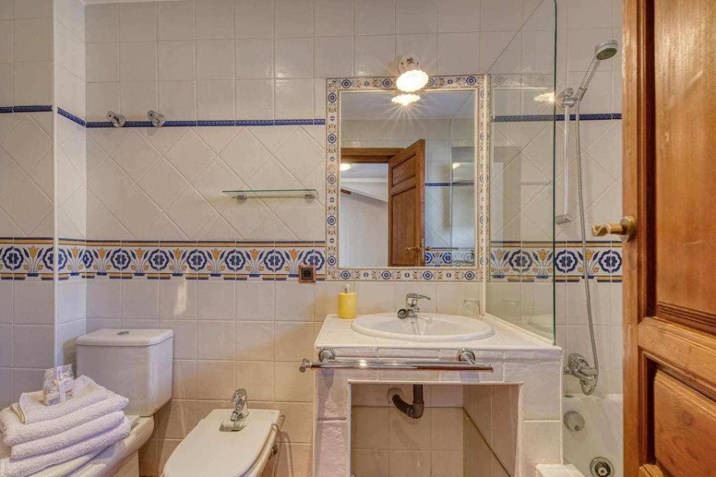 Cuesta Del Reloj Guest House Piedralaves Luaran gambar