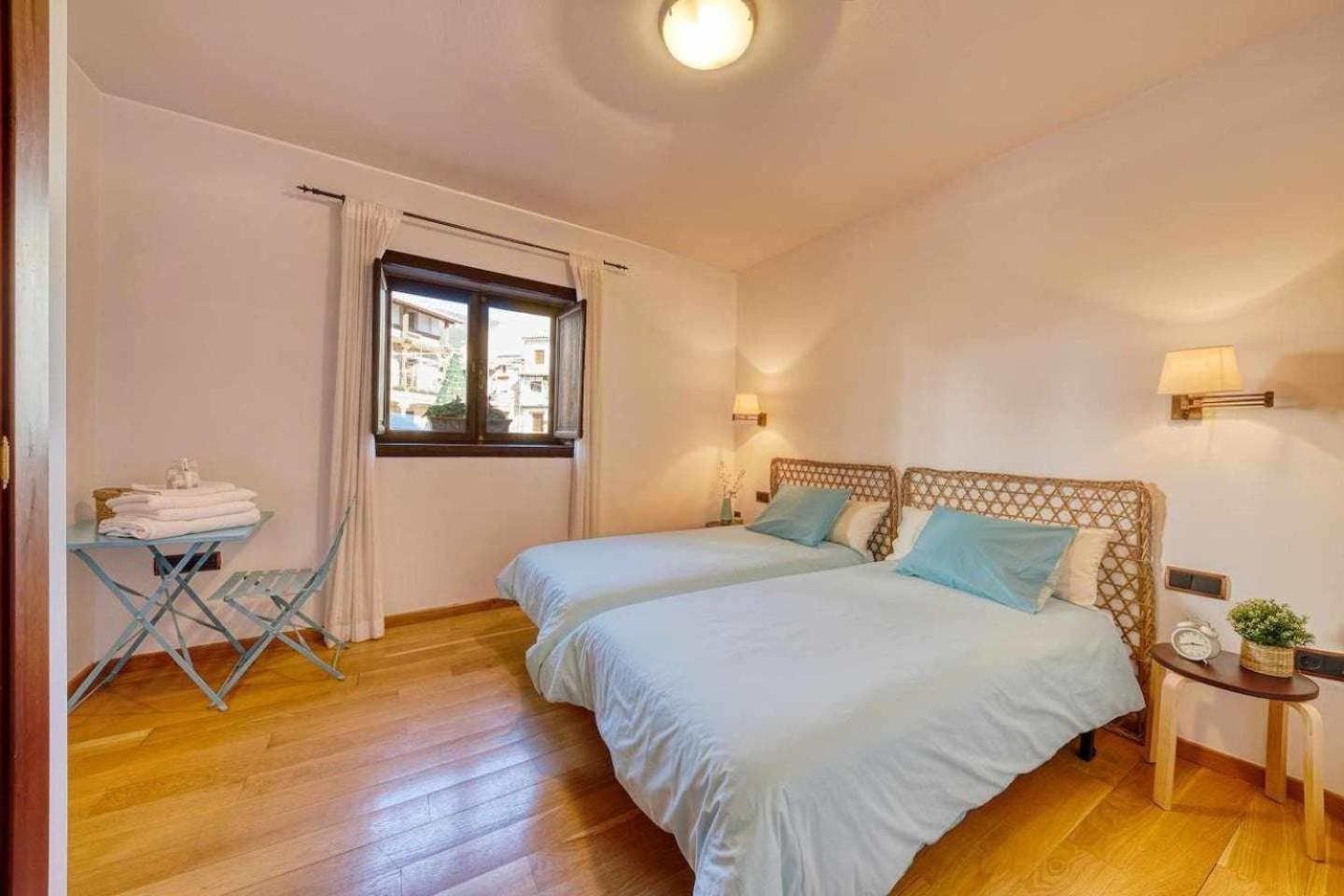 Cuesta Del Reloj Guest House Piedralaves Luaran gambar