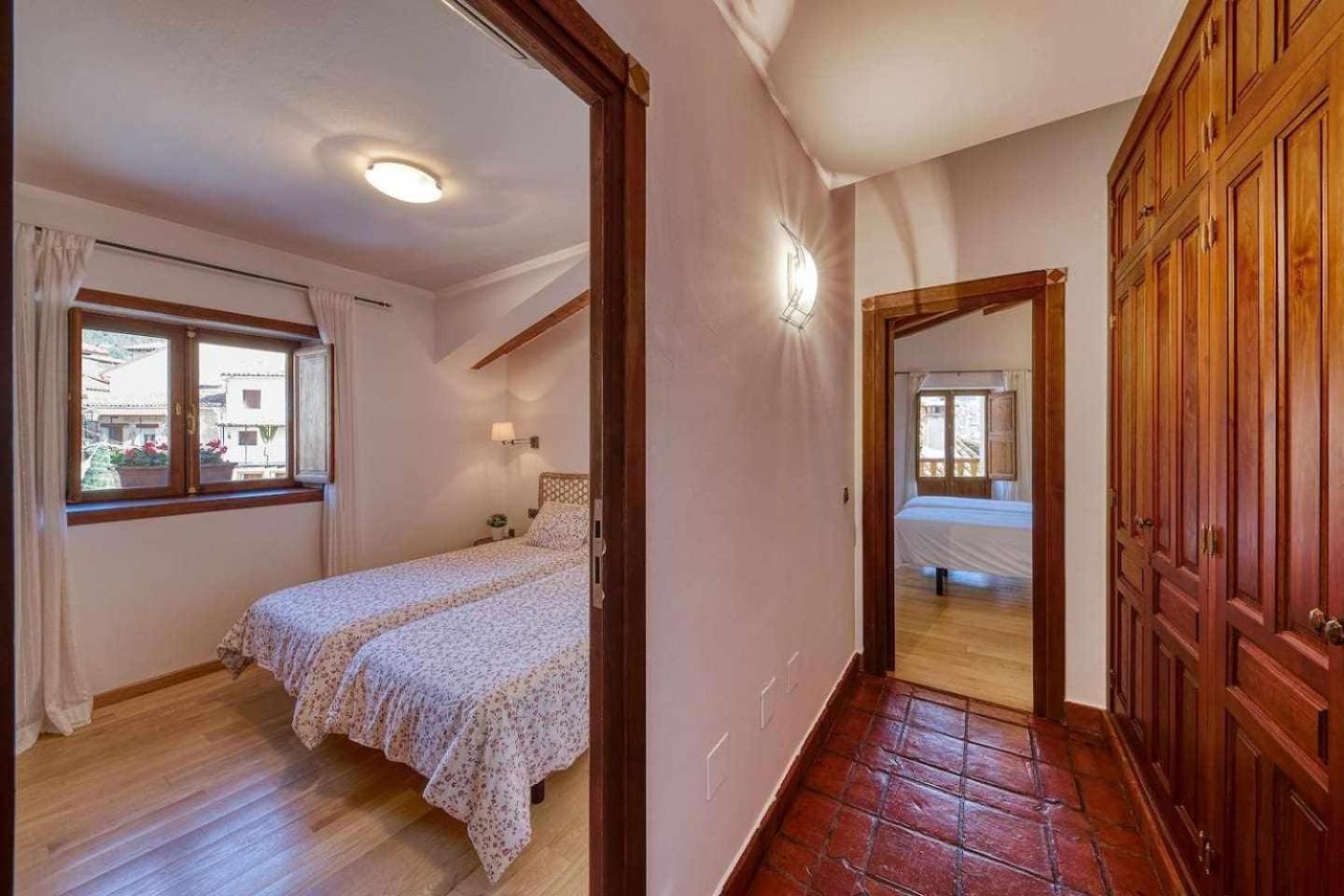 Cuesta Del Reloj Guest House Piedralaves Luaran gambar